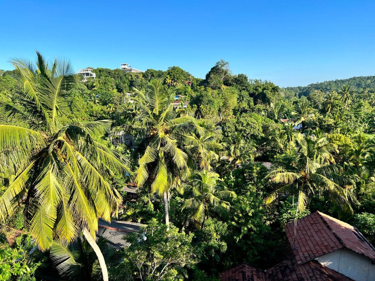 Hôtel Marino Mirissa Extérieur photo